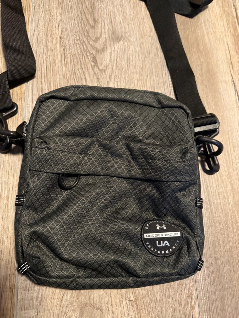 Under Armour Black Small Crossbody Belt Bag with UA Patch NWOT